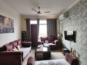 3 BHK Builder Floor For Rent in Sector 22