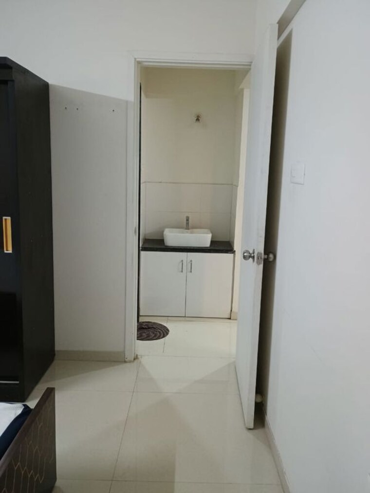 Bathroom, rohan-ipsita 1 Bedroom 560 Sq.Ft. Apartment In Hinjewadi Pune 10612272