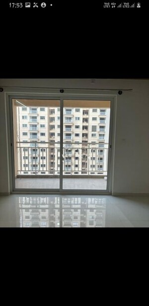 Room in 3 BHK Apartment at TVS Emerald Jardin, Singasandra – for Rent