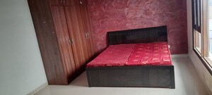 Furnished Amenities in 4 BHK Builder Floor at Sector 38 – for Rent