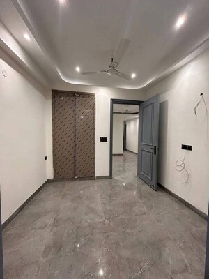 1 BHK Builder Floor For Rent in Saket