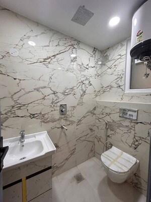 Bathroom in 1 BHK Builder Floor at Saket – for Rent
