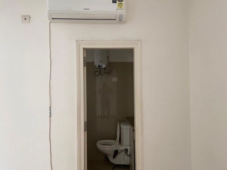 undefined, emaar-gurgaon-greens 3.5 Bedroom 1650 Sq.Ft. Apartment In Sector 102 Gurgaon 10612322