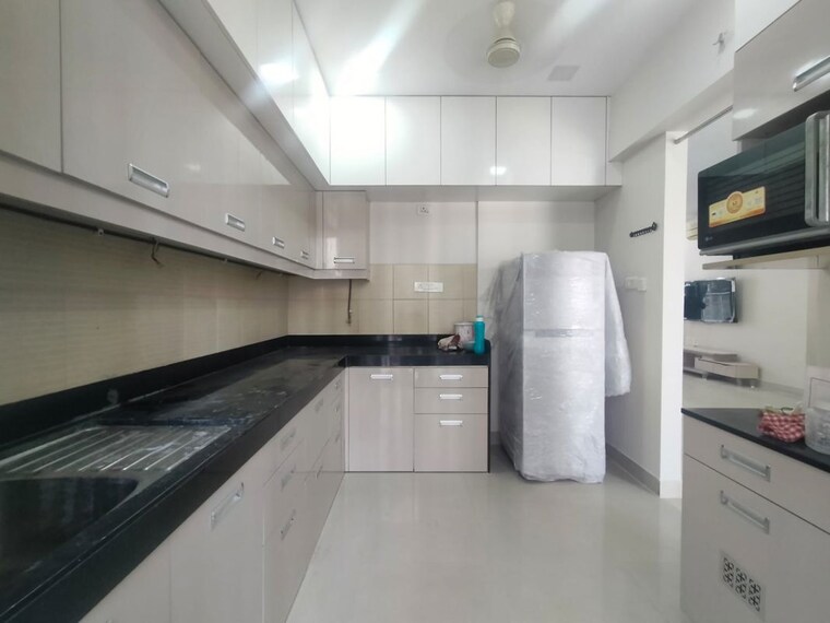 Kitchen, lodha-luxuria 3 Bedroom 1550 Sq.Ft. Apartment In Majiwada Thane 10612296