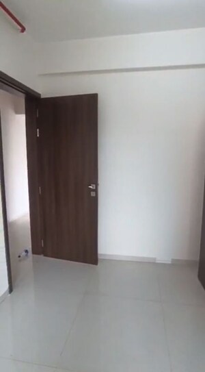 Bedroom in 2 BHK Apartment at Chembur – for Rent