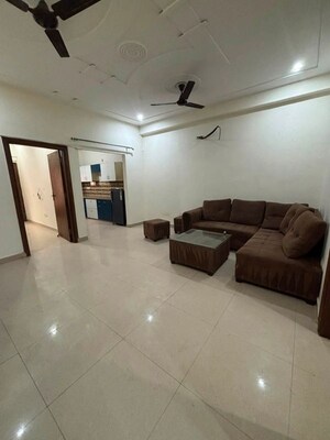 Team Area in 2 BHK Builder Floor at Saket – for Rent