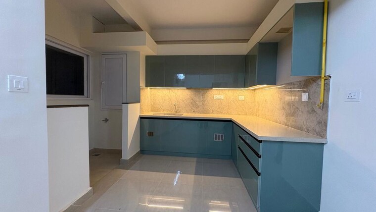 Kitchen, karle-vario-homes 3 Bedroom 1700 Sq.Ft. Apartment In Hebbal Bangalore 10612358