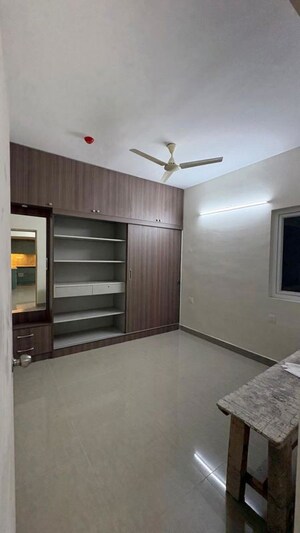 Room in 3 BHK Apartment at Karle Vario Homes, Hebbal – for Rent