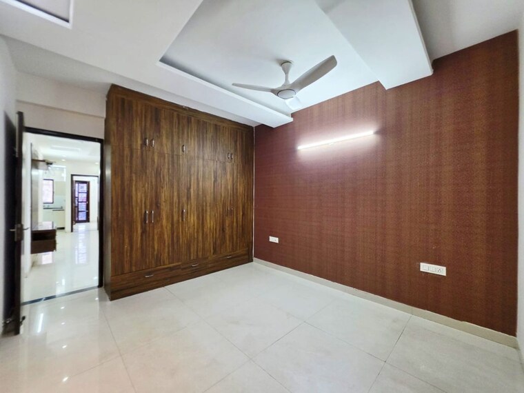 Room, dhakoli 4 Bedroom 2017 Sq.Ft. Apartment In Dhakoli Zirakpur 10612347