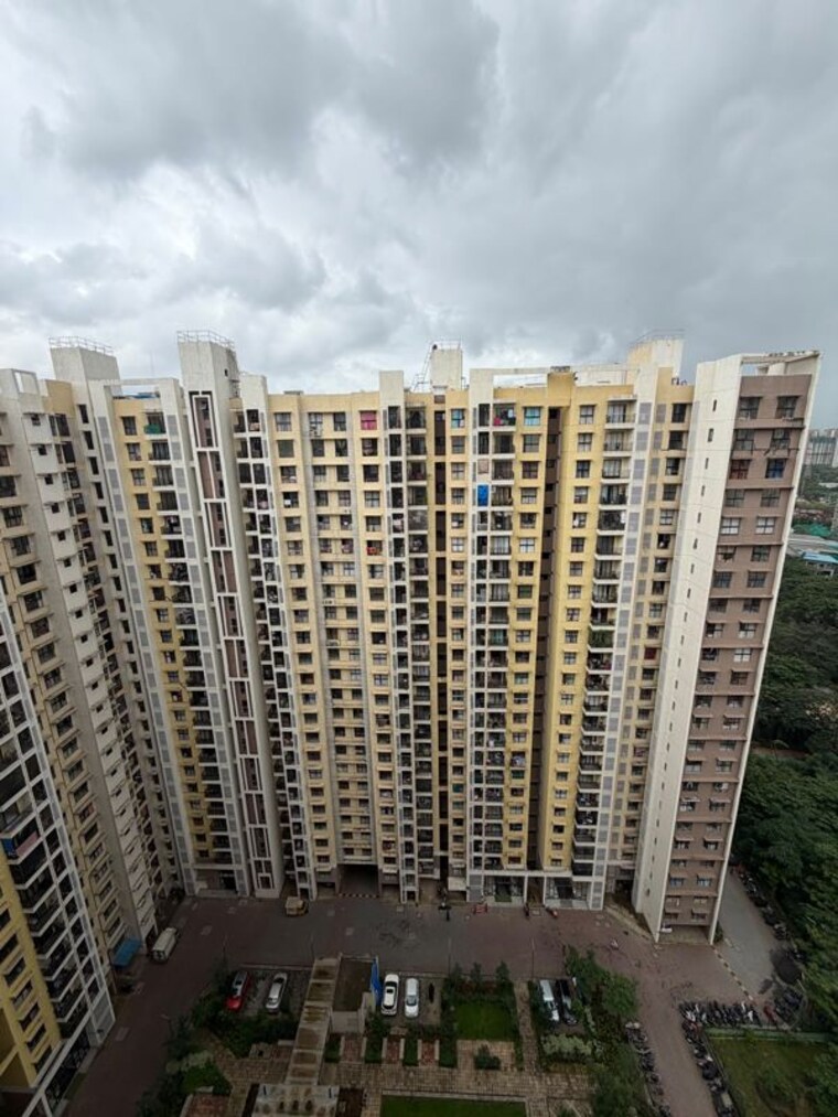 Exterior View, runwal-gardens 2 Bedroom 600 Sq.Ft. Apartment In Dombivli East Thane 10612348