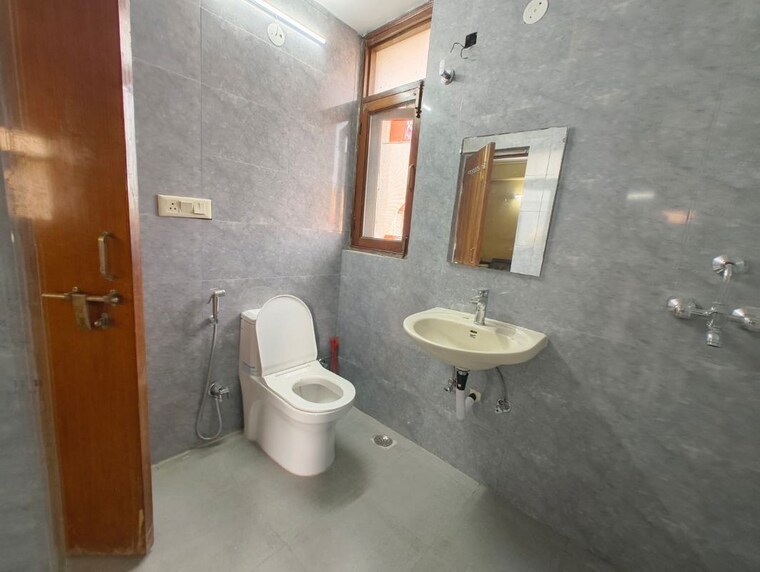 Bathroom, dwarka 2 Bedroom 1300 Sq.Ft. Apartment In Dwarka Delhi 10612352