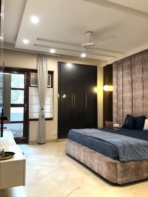 1 BHK Independent House For Rent in Sector 14