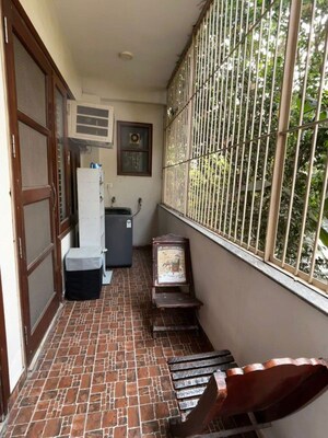 Balcony in 1 BHK Independent House at Sector 14 – for Rent