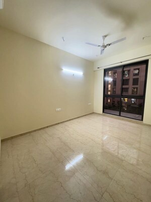Room in 1 BHK Apartment at Dhamji Shamji Mahavir Spring Tulip Phase 1, Pokhran Road No Two – for Rent