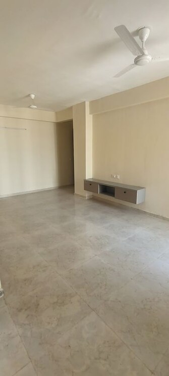 2 BHK Apartment For Rent in MRG The Meridian in Sector 89, Gurgaon