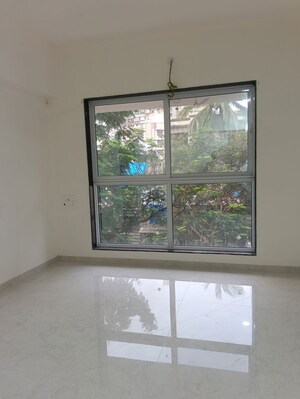 Room in 2 BHK Apartment at Sadhana Bliss, Malad West – for Rent