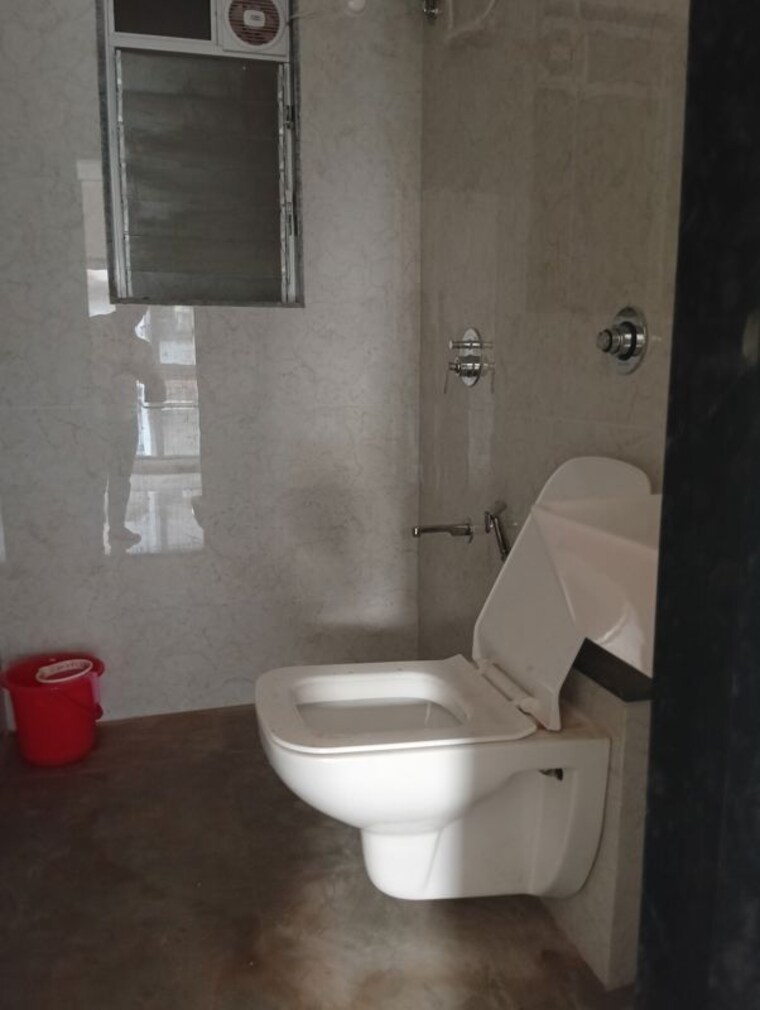 Bathroom, sadhana-bliss 2 Bedroom 650 Sq.Ft. Apartment In Malad West Mumbai 10612376