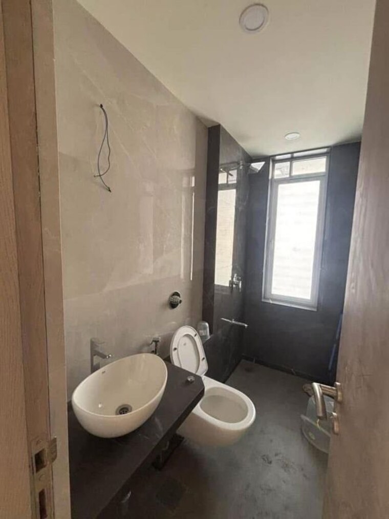 Bathroom, chembur 4 Bedroom 1300 Sq.Ft. Apartment In Chembur Mumbai 10612373