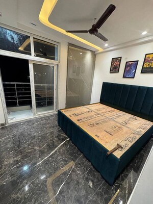 Bedroom in 1 BHK Builder Floor at Saket – for Rent