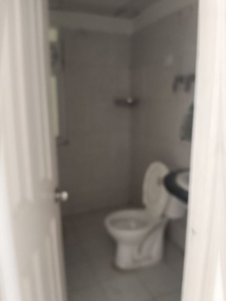 Bathroom, mapsko-paradise 2 Bedroom 1050 Sq.Ft. Apartment In Sector 83 Gurgaon 10612416