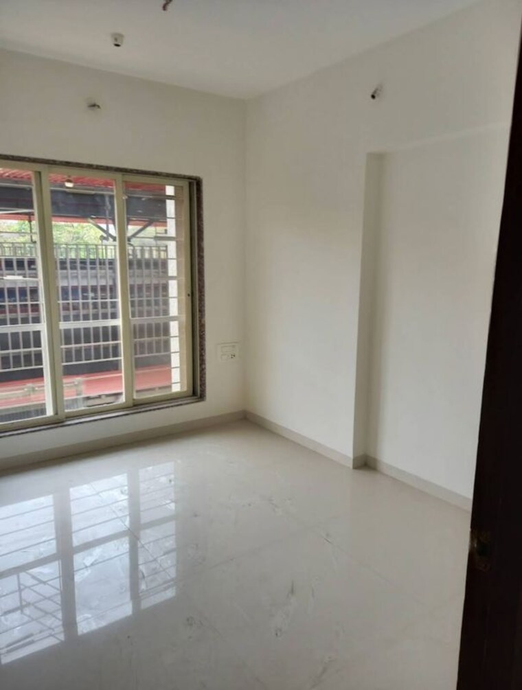 Room, shree-riddhi-siddhi-sumukh-hills 1 Bedroom 425 Sq.Ft. Apartment In Kandivali East Mumbai 10612403