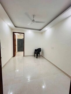 2 BHK +Builder Floor For Rent in Saket