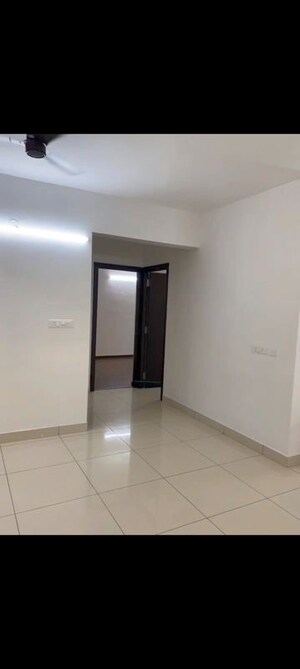 Room in 2 BHK Apartment at Sankalp Square, Devinagar – for Rent