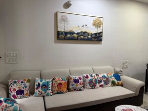 Furnished Amenities in 2 BHK Apartment at Lokhandwala Octacrest, Kandivali East – for Sale