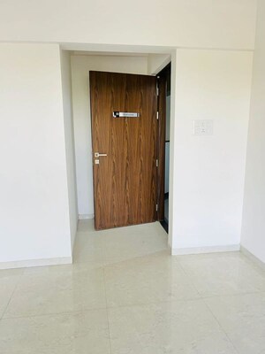 Room in 3 BHK Apartment at Gera Emerald City, Kharadi – for Rent