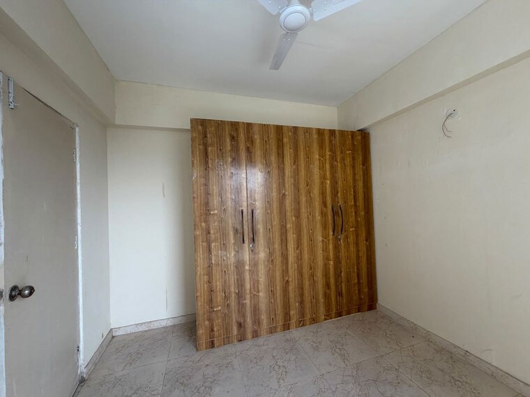 Room, mrg-the-meridian 2 Bedroom 620 Sq.Ft. Apartment In Sector 89 Gurgaon 10612439