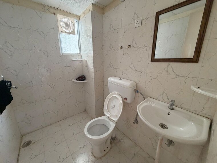Bathroom, mrg-the-meridian 2 Bedroom 620 Sq.Ft. Apartment In Sector 89 Gurgaon 10612439