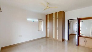 Room in 3 BHK Apartment at Salarpuria Gold Summit, Hennur – for Sale