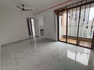 Room in 2 BHK Apartment at Raymond Ten X Habitat, Pokhran Road No Two – for Rent