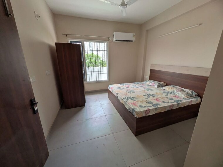 Bedroom, sunshine-enclave 1 RK 550 Sq.Ft. Apartment In Vip Road Zirakpur 10612479