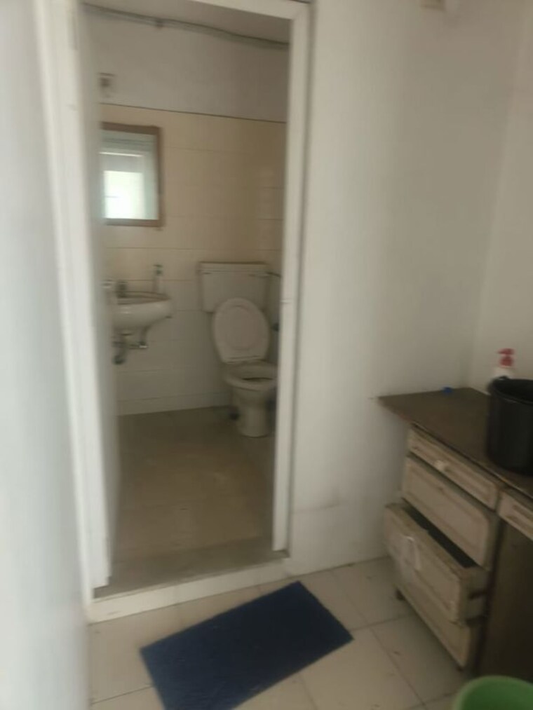 Bathroom, ashirvad-paras Commercial Office Space 1790 Sq.Ft. In Makarba Ahmedabad 10612488