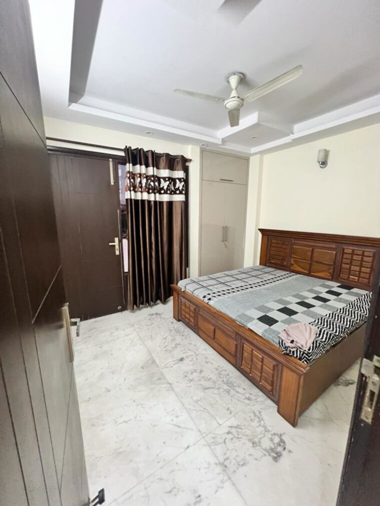 Bedroom, naraina 3 Bedroom 125 Sq.Yd. Apartment In Naraina Delhi 10612499