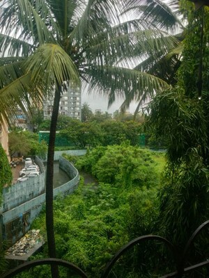 1 BHK Apartment – Garden View at Andheri West - for Sale