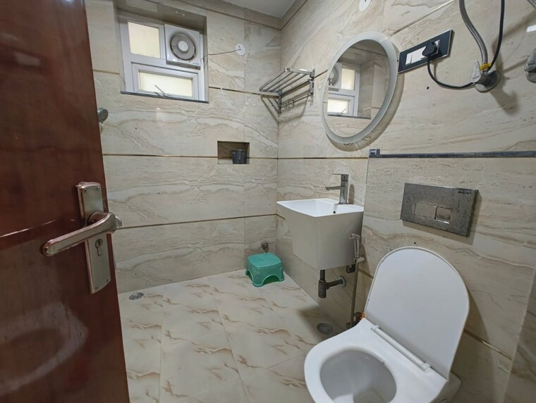Bathroom, dwarka 3 Bedroom 1600 Sq.Ft. Apartment In Dwarka Delhi 10612513