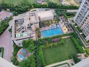 Master Plan in 3 BHK Apartment at DLF The Primus, Sector 82a – for Rent