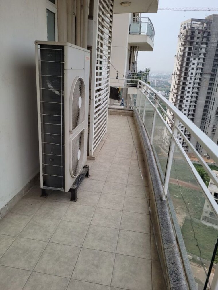 Balcony, dlf-the-primus 3 Bedroom 2132 Sq.Ft. Apartment In Sector 82a Gurgaon 10612534