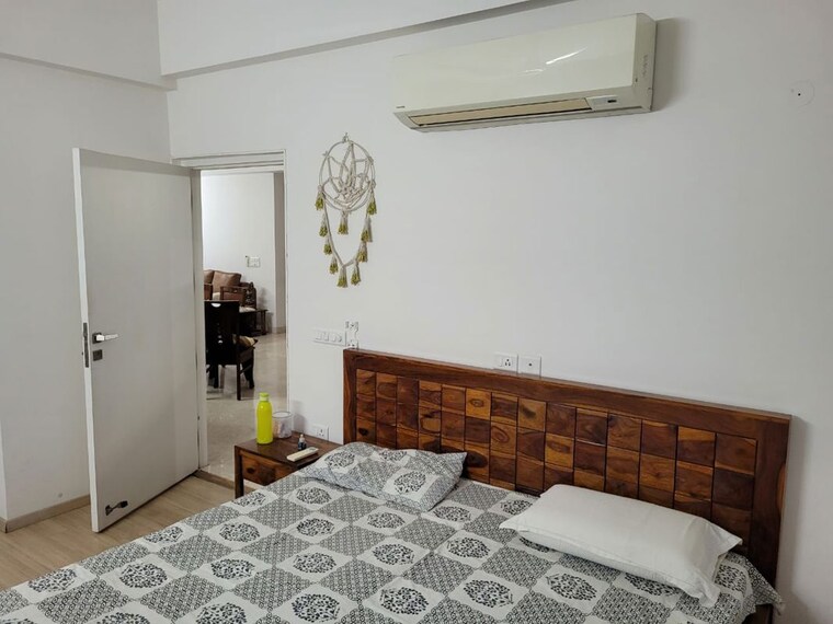 Bedroom, dlf-the-primus 3 Bedroom 2132 Sq.Ft. Apartment In Sector 82a Gurgaon 10612534