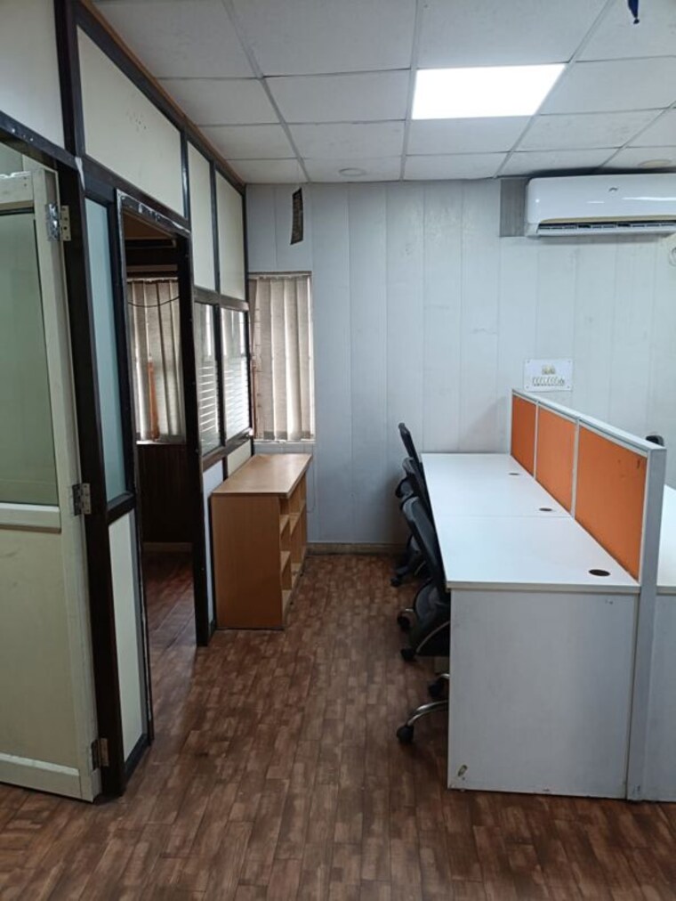 Kitchen, sector 3 Commercial Office Space 400 Sq.Ft. In Sector 3 Noida 10612532