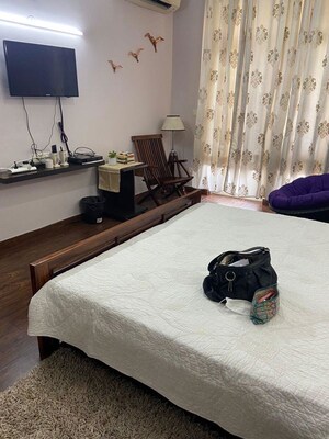 Bedroom in 3 BHK Builder Floor at Sector 22 – for Rent