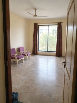 Room in 2 BHK Apartment at DB Parkwoods, Kasarvadavali – for Sale