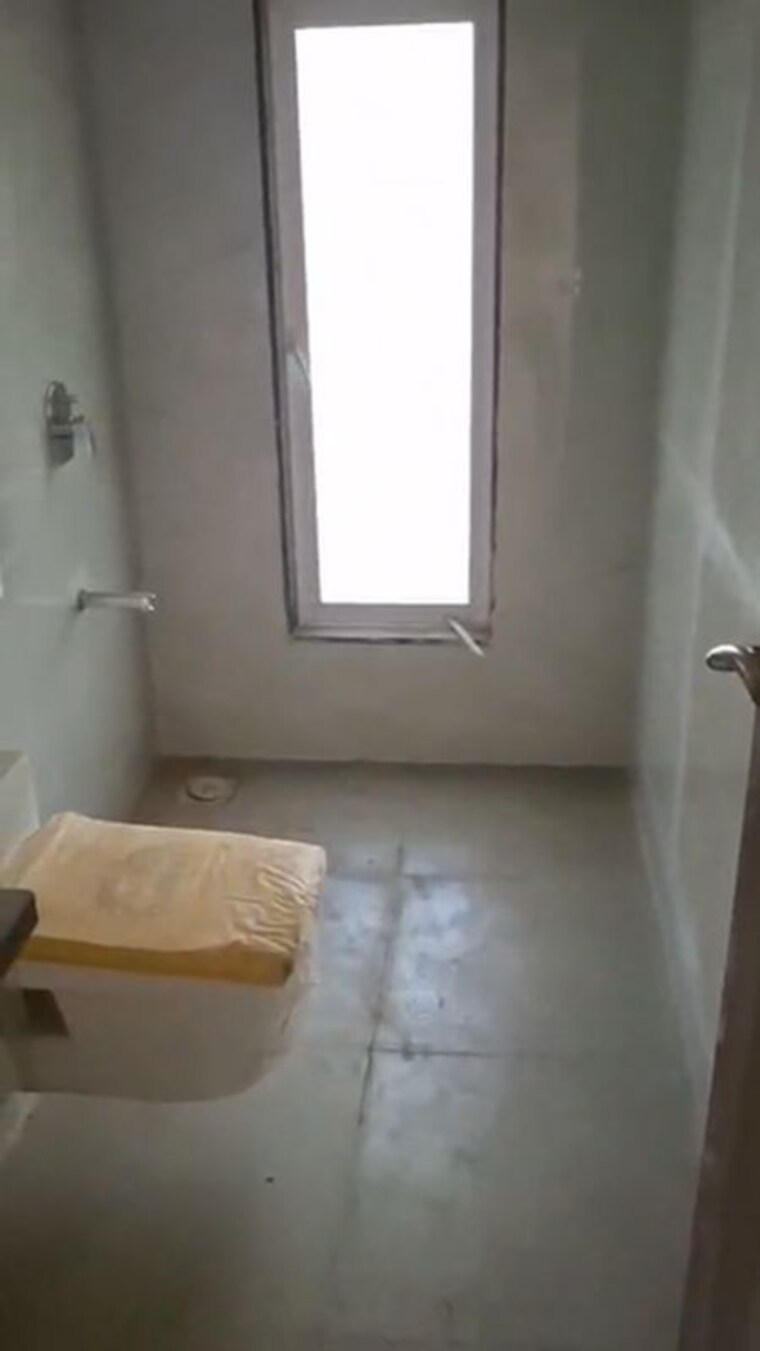 Bathroom, chembur 2 Bedroom 730 Sq.Ft. Apartment In Chembur Mumbai 10612579