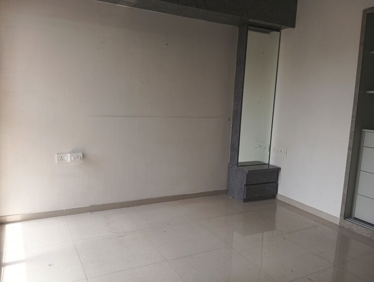 Room, runwal-eirene 2 Bedroom 568 Sq.Ft. Apartment In Balkum Pada Thane 10612572