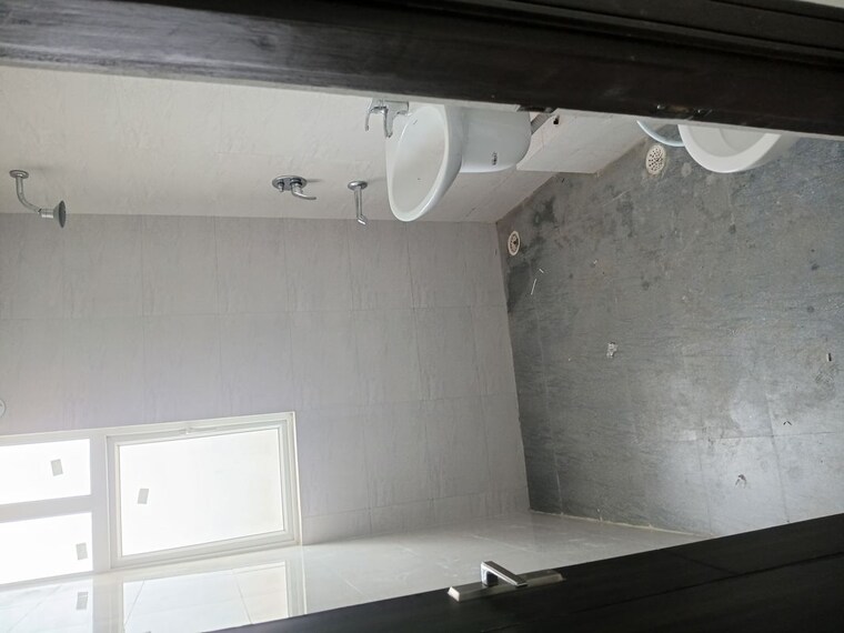 Bathroom, nirala-estate-ii 3 Bedroom 1535 Sq.Ft. Apartment In Tech Zone 4 Greater Noida Greater Noida 10612575