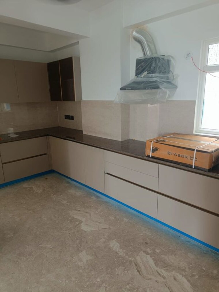 Kitchen, express-zenith 3 Bedroom 1930 Sq.Ft. Apartment In Sector 77 Noida 10612623