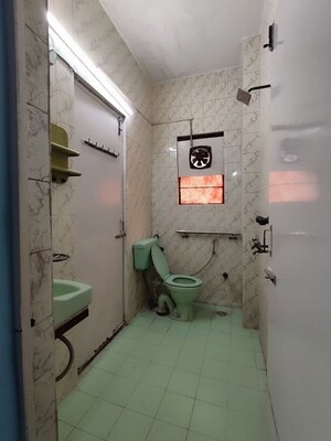 Bathroom in 2 BHK Apartment at Naraina – for Rent