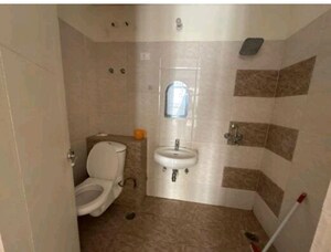 Bathroom in 2.5 BHK Apartment at Shree Vardhman Flora, Sector 90 – for Sale